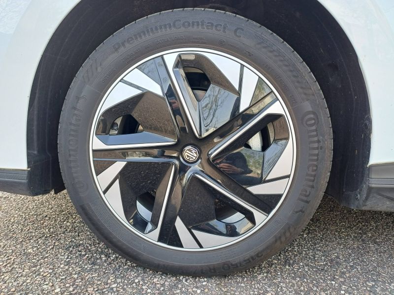 Théobald Occasion MG4 Electrique Berline Blanc